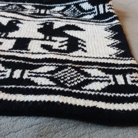 Woven Guatemalan Phoenix Crossbody Shoulder Bag, Black & White Boho - Picture 10 of 12